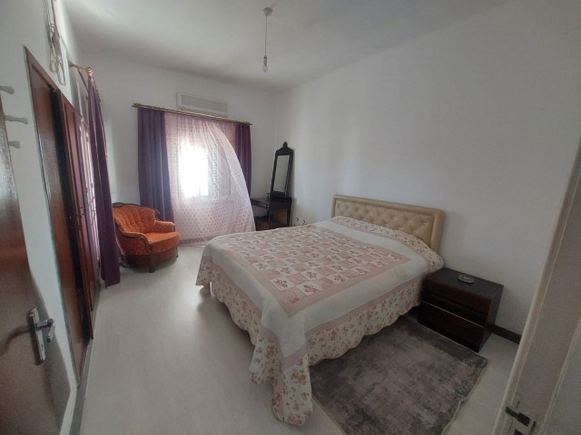 3+2-Wohnung zum dringenden Verkauf und zum Schnäppchenpreis im 2,5-Meilen-Gebiet von Famagusta