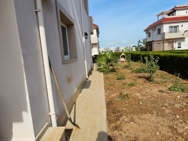Urgent sale bargain bargain bargain price 3+1 detached fully furnished villa on Noyanlar Sea Pearl site