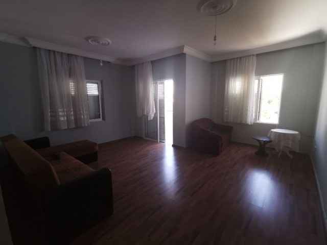 Flat To Rent in Girne Merkez, Kyrenia