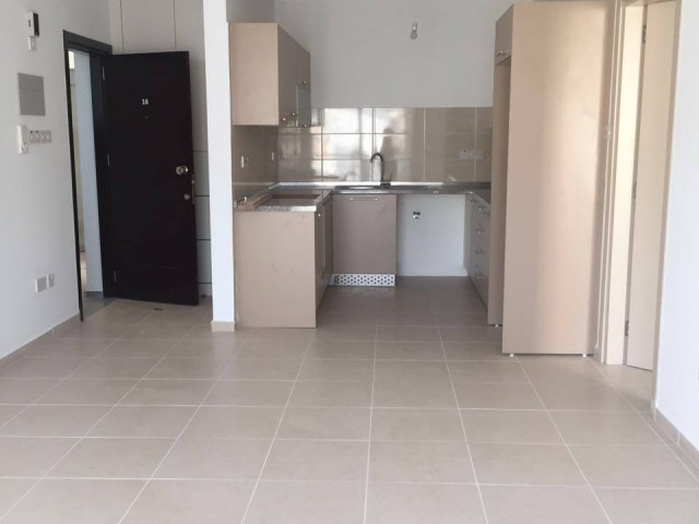 Flat To Rent in Girne Merkez, Kyrenia