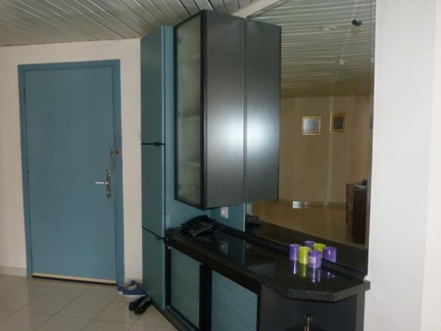 3 BEDROOMS FLAT FOR RENT