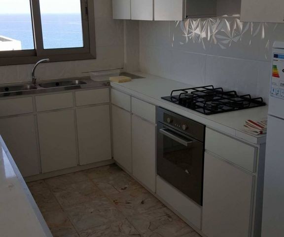 Flat To Rent in Girne Merkez, Kyrenia