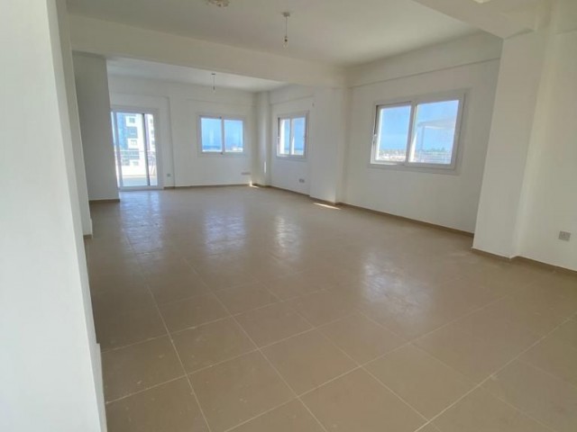 3+1 (Türkische KOKANLI ) (189 m2) PENTHOUSE zum Verkauf in Famagusta YENIBOGAZICI **  ** 