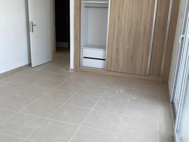 MAĞUSA YENİBOĞAZİÇİ'NDE SATILIK 3+1 (TÜRK KOÇANLI ) (211m2) PENTHOUSE