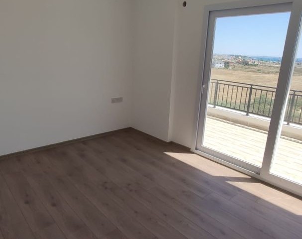 3+1 APARTMENT MIT MEERBLICK **  ** 