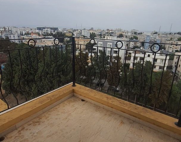 2+1 PENTHOUSE FOR SALE IN THE CENTER OF FAMAGUSTA