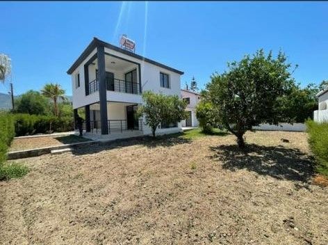 4+1 VILLA FOR SALE IN ALSANCAK, KYRENIA