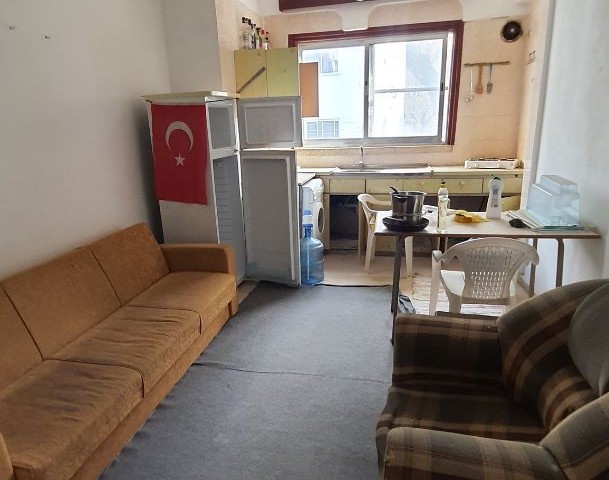 GAZİMAGUSA MERKEZDE SATILIK 5 DAİRE FIRSAT ÜRÜN