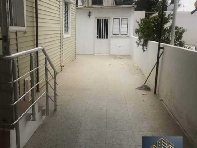 3+2 detached for sale in the center of Famagusta