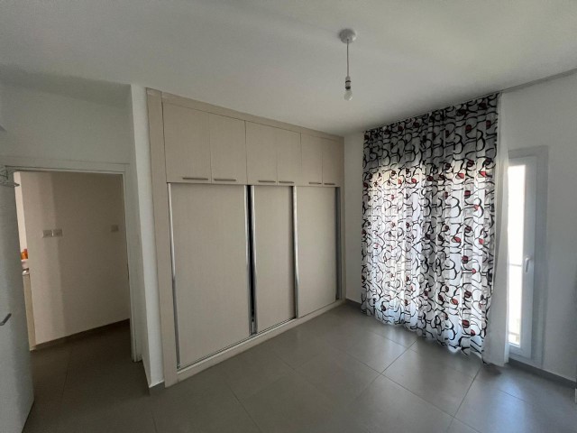 2+1 WOHNUNG ZU VERMIETEN IM ZENTRUM VON FAMAGUSTA