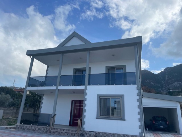 Lapta/ Girne’de satılık villa 