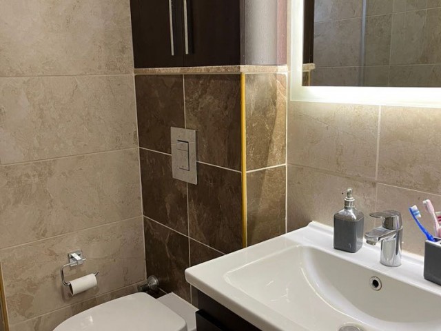 Girne merkez Akacan Elegance Sitesinde 2+1 satılık daire