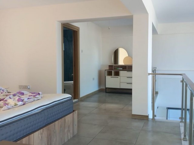 3+1 Loft-Wohnung in Alsancak