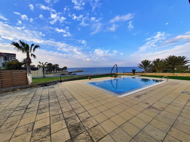 Villa For Sale in Çatalköy, Kyrenia | 15 meters from the sea|1300 m2 Well-kept Garden|Private Pool ** 