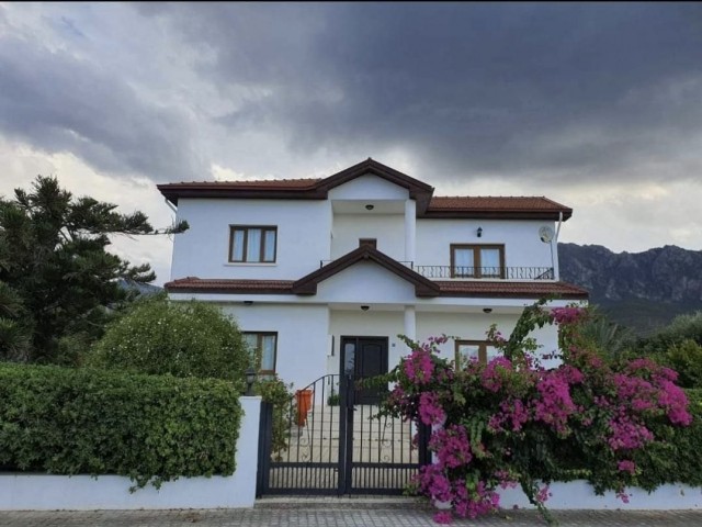 Villa To Rent in Karaoğlanoğlu, Kyrenia