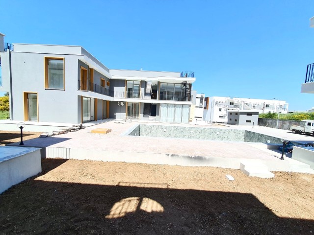 Kyrenia Alsancak / Berg Meerblick / günstige Preise / 1km vom Meer / Mit Dachterrasse ** 