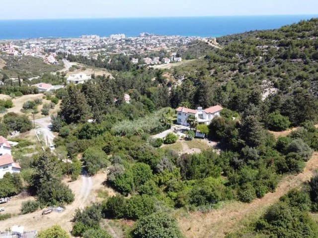 Girne,Alsancak | Önü Kesilmez Deniz ve Dağ Manzaralı| Satılık 1200m2 Arazi|