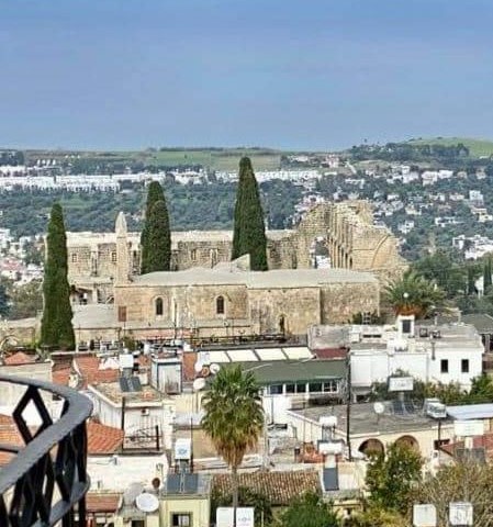 Bellapais in Kyrenia; 2 3+1 Villen mit einzigartigem Blick, Gemeinschaftspool ** 