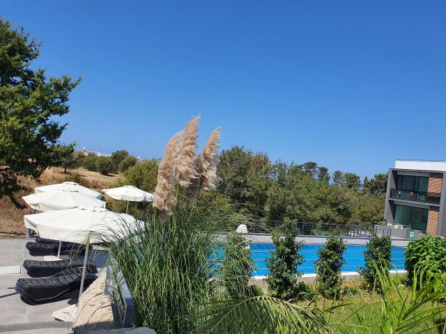 Kyrenia Alsancak; Villa Mit Gemeinschaftspool, Garten, Terrasse ** 