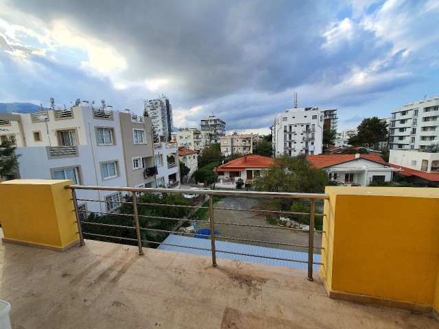 Flat For Sale in Girne Merkez, Kyrenia