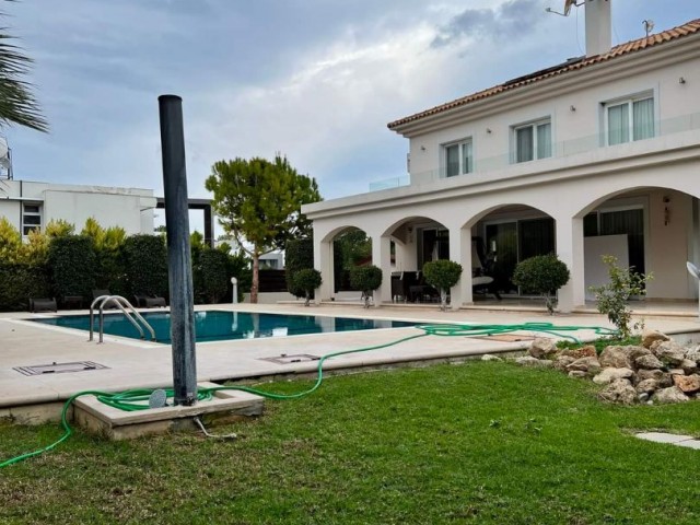 Villa For Sale in Alsancak, Kyrenia