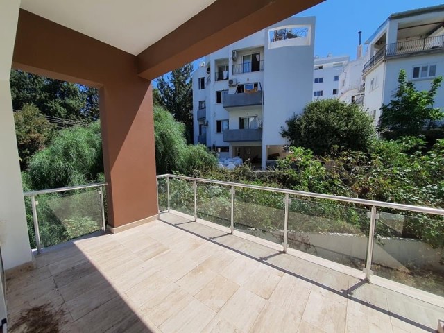 Kyrenia Zeytinlik; TURK KOÇANLI, 3 Zimmer + Nebenhaus