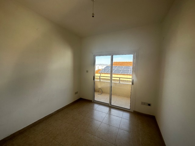 Nicosia Metehan; Near Zephir Cafe, Mezzanine Floor, 145 m2 Spacious Flat