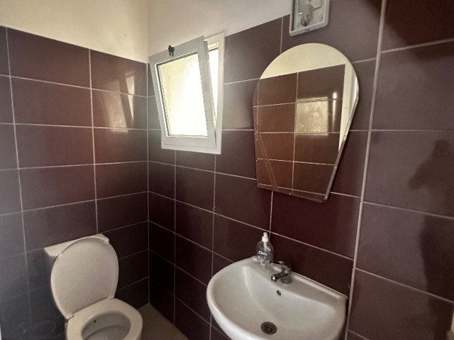 Nicosia Metehan; Near Zephir Cafe, Mezzanine Floor, 145 m2 Spacious Flat