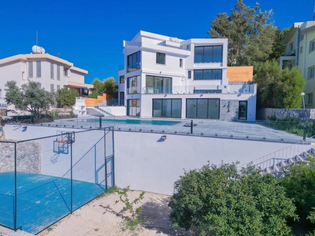 Girne Zeytinlik; Muhteşem Deniz Manzaralı, 6+3 Ultra Lux Villa