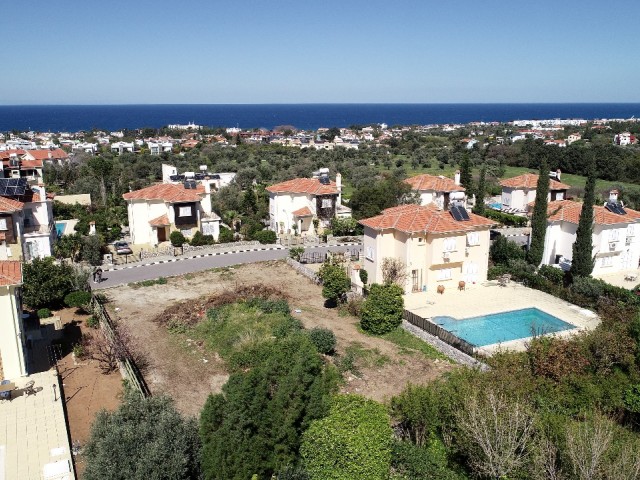 Kyrenia Yesiltepe; Grundstück für Villa mit Blick auf die Berge und das Meer