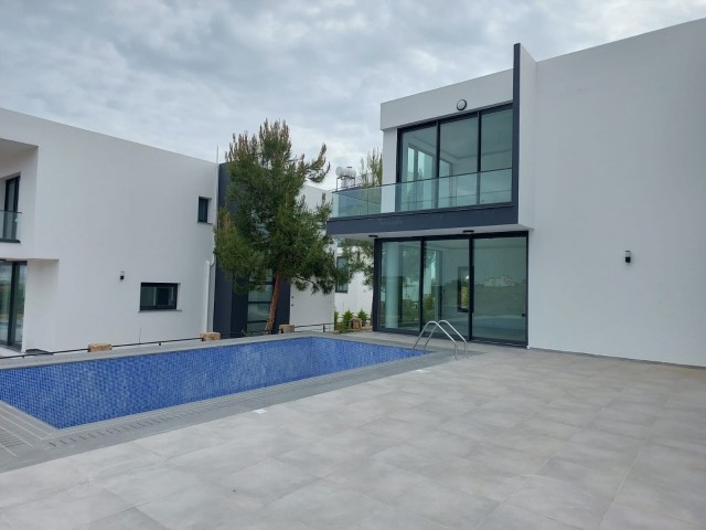 Kyrenia Çatalköy; Villa for Sale with Modern Design and Uninterrupted View