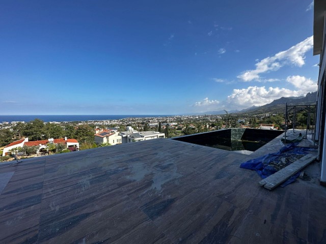 Kyrenia Edremit; 5-Room Ultra Lux Villa with Magnificent View