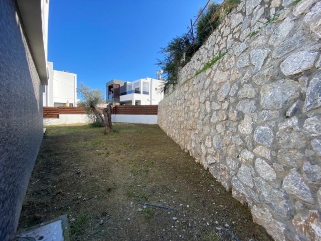 Kyrenia Ozanköy; Villa mit türkischer Tür, Meerblick und Pool