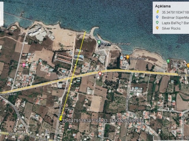 Kyrenia Lapta; Grundstück für Villa in fußläufiger Entfernung zum Meer