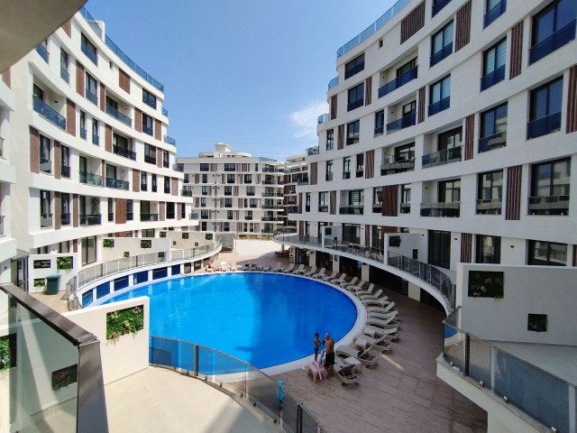 Luxus Möblierte Wohnung Auf Dem Gelände Mit Zentralem Pool In Kyrenia ** 