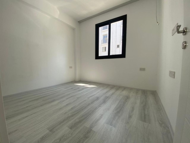 GİRNE ALSANCAK 2+1 SATILIK DAİRE 