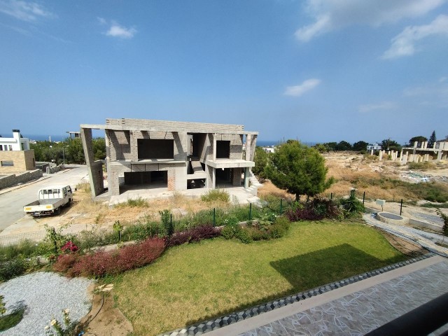 4+1 Villa zum Verkauf mit herrlicher Architektur in Kyrenia Chatalköy ** 