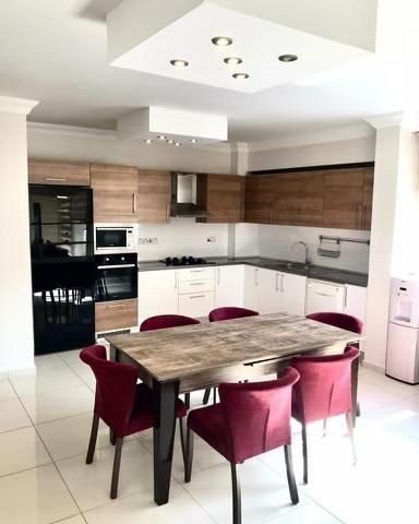 Flat To Rent in Yukarı Girne, Kyrenia