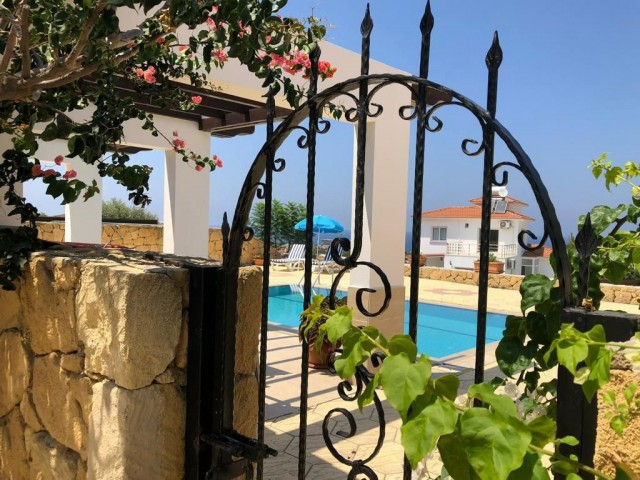 Villa To Rent in Çatalköy, Kyrenia