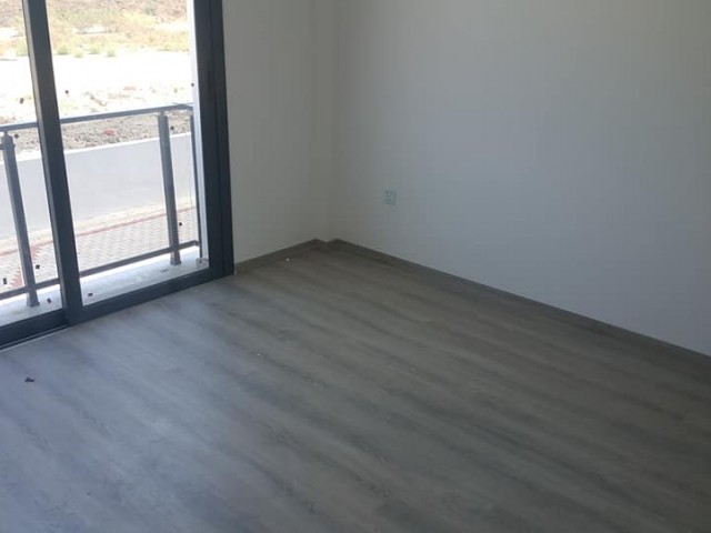 Dereboyu'nda şıklığı ve kalitesi ile dikkat çeken 2+1 ve 2+1 penthouse daireler.