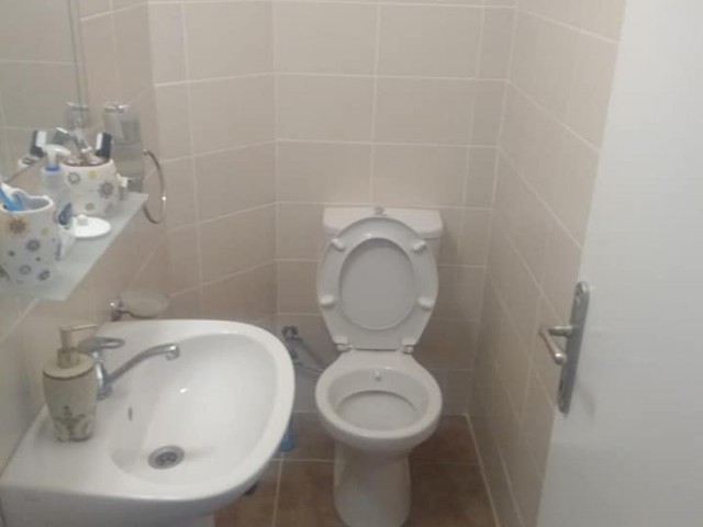 Flat To Rent in Köşklüçiftlik, Nicosia