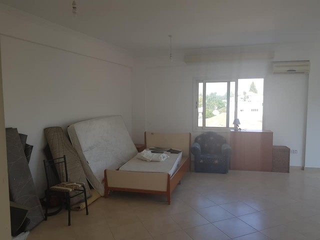 Flat For Sale in Yenişehir, Nicosia