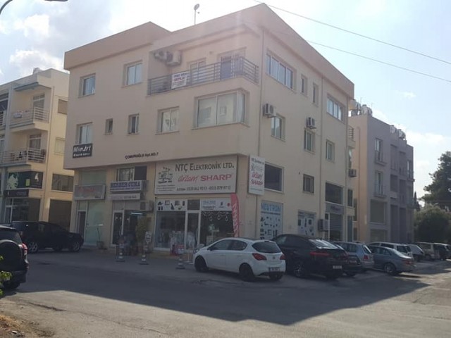 Flat For Sale in Yenişehir, Nicosia