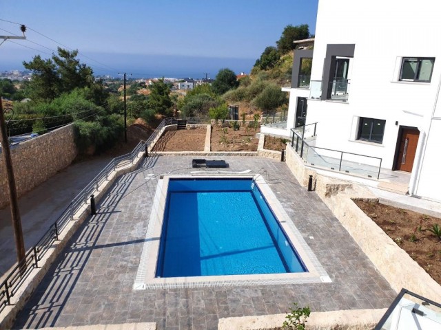 Flat For Sale in Alsancak, Kyrenia