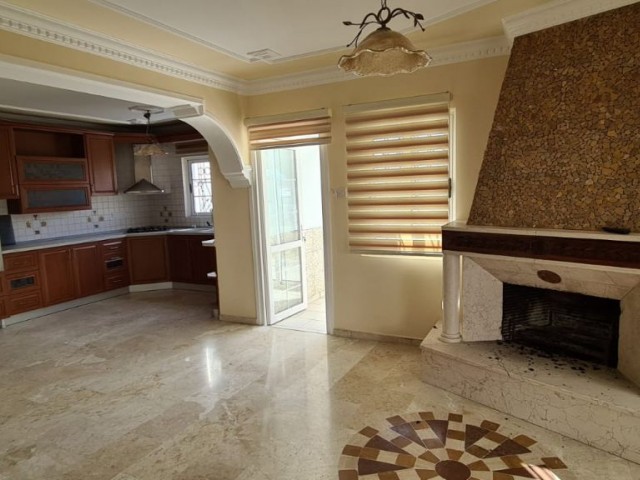 In the center of Yenikent, 300 m2, 4+1 detached villa with Bodrum, only title detached. ** 