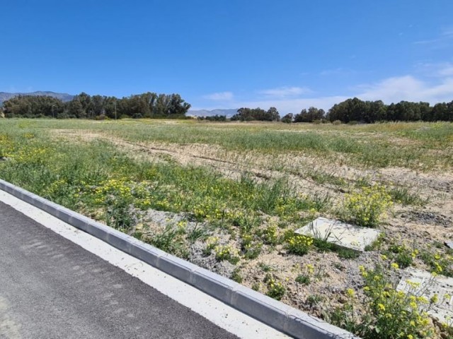 Hamitköy ist auch in der Nähe der Autobahn geeignet für den Bau einer türkischen kochanli villa ** 