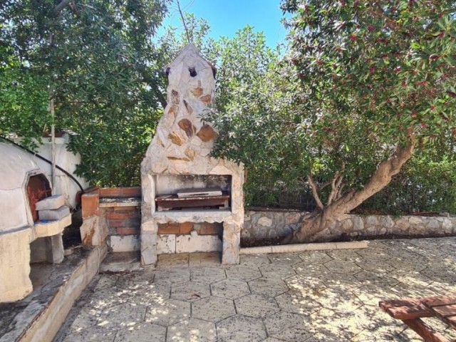 2+1 Einfamilienhaus mit Garten in hoher Lage in chatalköy. ** 