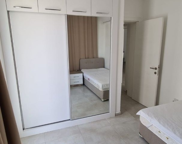 2+1 fully furnished flat in the center of Göçmenköy.