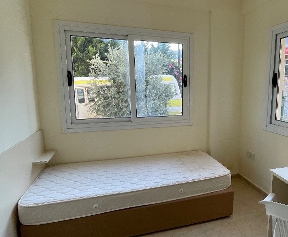 3+1 FLAT FOR RENT IN GEMİKONAGI, WALKING DISTANCE TO  EUROPEAN UNIVERSITY OF LEFKA