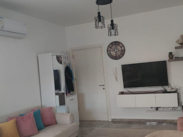 In Gönyeli, 90m2 apartment on the mezzanine floor, well maintained, VAT and transformer paid. 